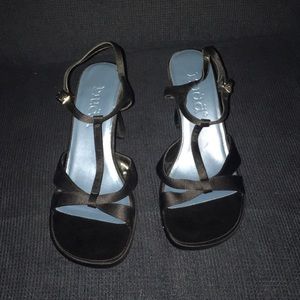 Mudd Black Sandals